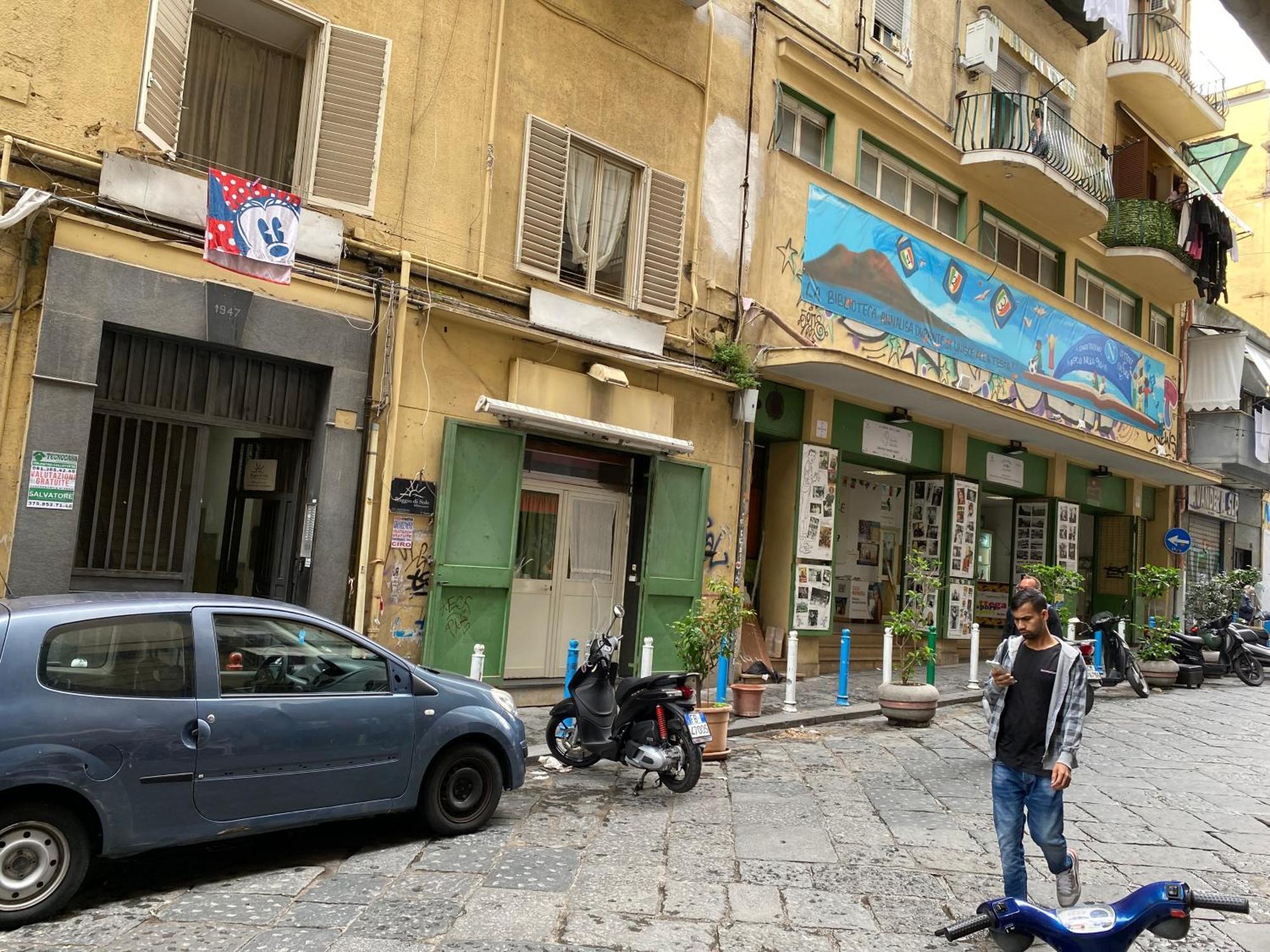 B&B Civico 22 Silvestre Naples Exterior photo